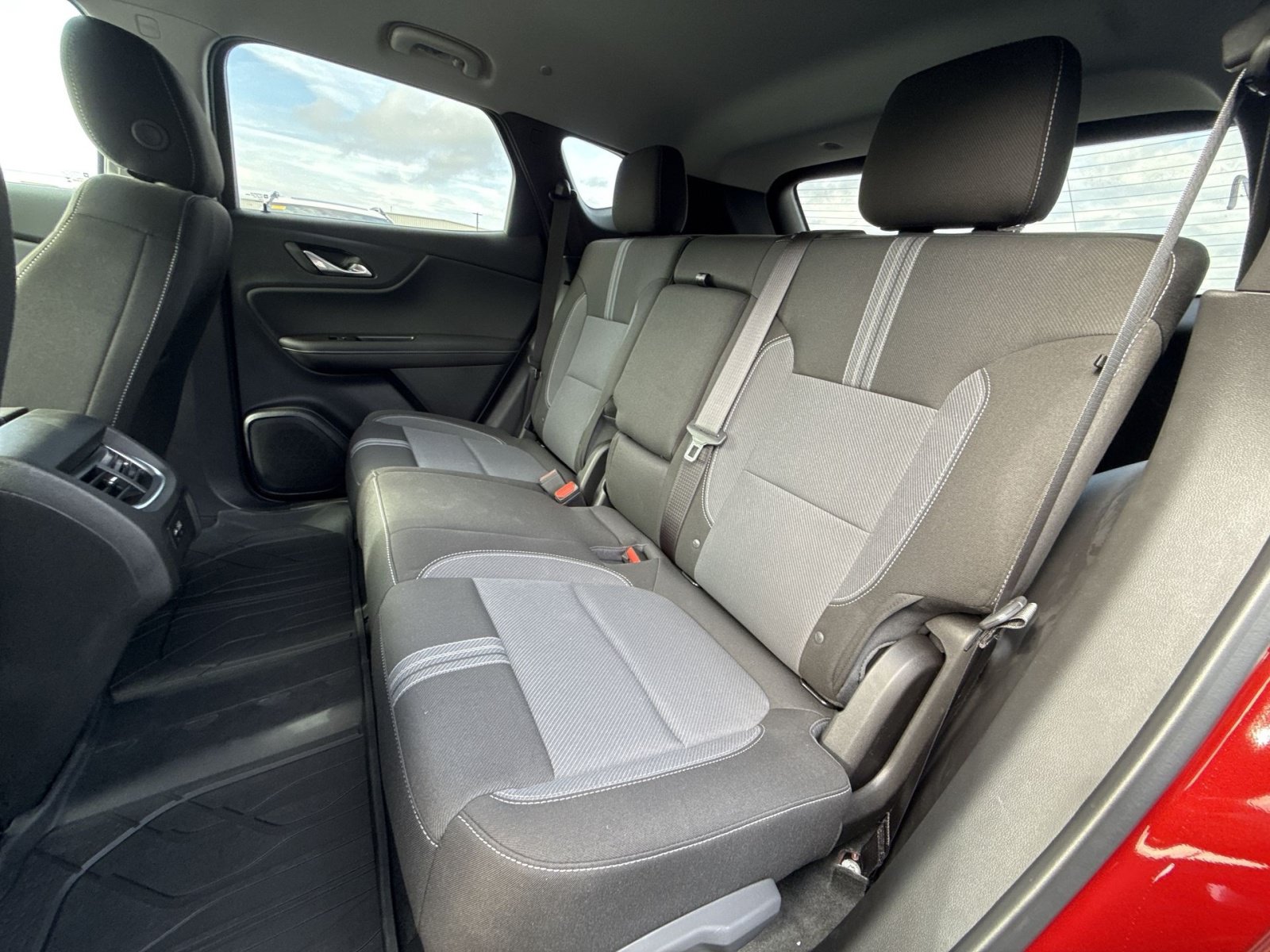 New 2026 Chevrolet Blazer LT w/ LPO, Floor Liner Package AWD/4WD image 25