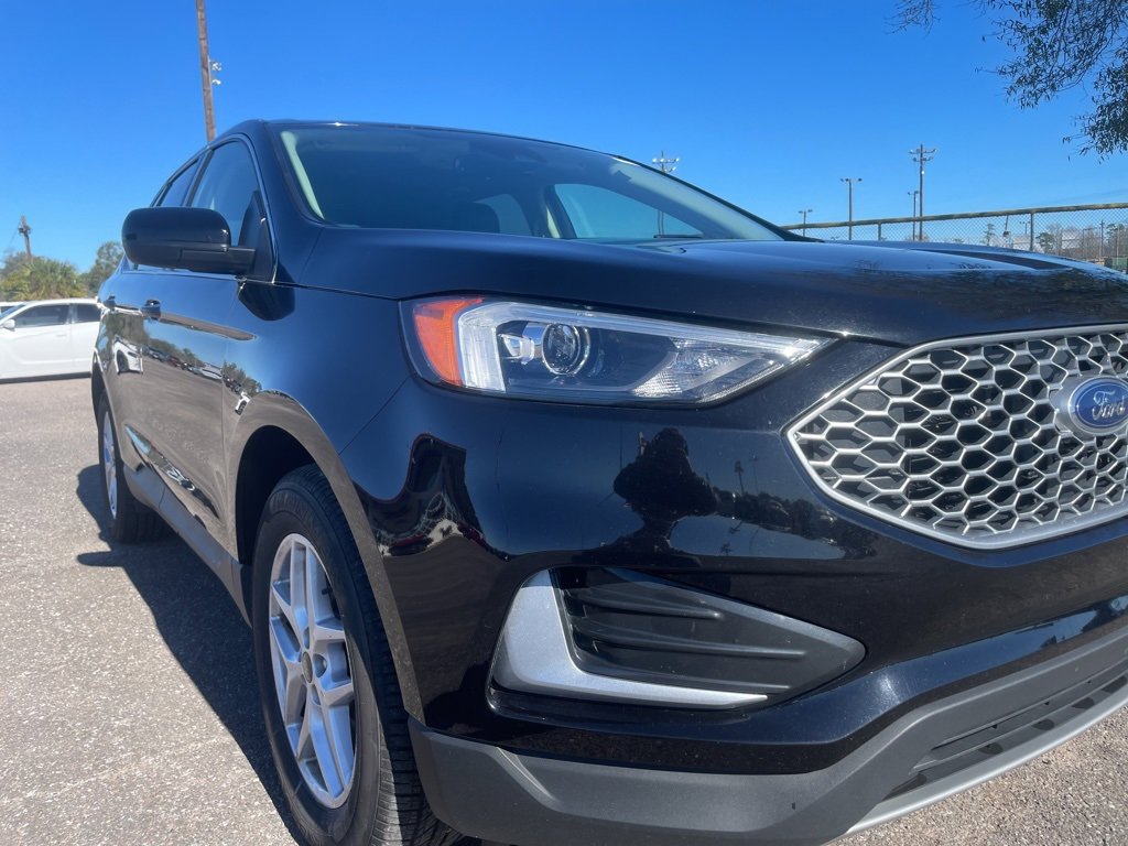 Used 2024 Ford Edge SEL image 10