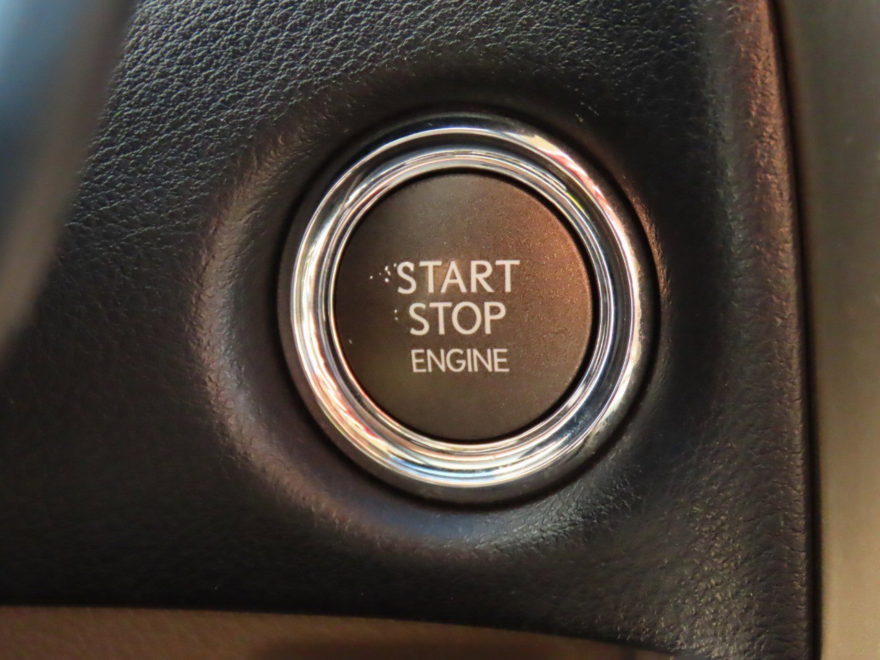 Used 2020 Lexus GX 460 Premium w/ Premium Package image 27