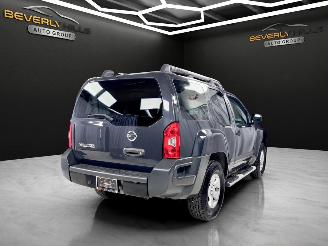 Used 2013 Nissan Xterra S RWD image 5