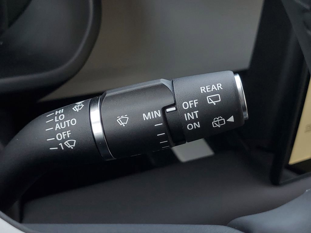 Certified 2025 Land Rover Defender 90 S image 18