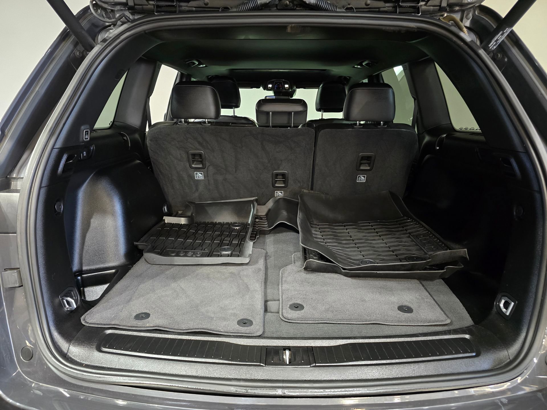 Used 2022 Jeep Grand Cherokee Altitude image 36