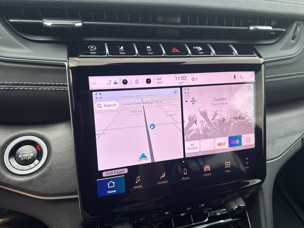 New 2025 Jeep Grand Cherokee Limited w/ Luxury Tech Group II image 21