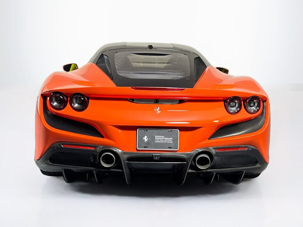 Used 2021 Ferrari F8 Tributo RWD image 8