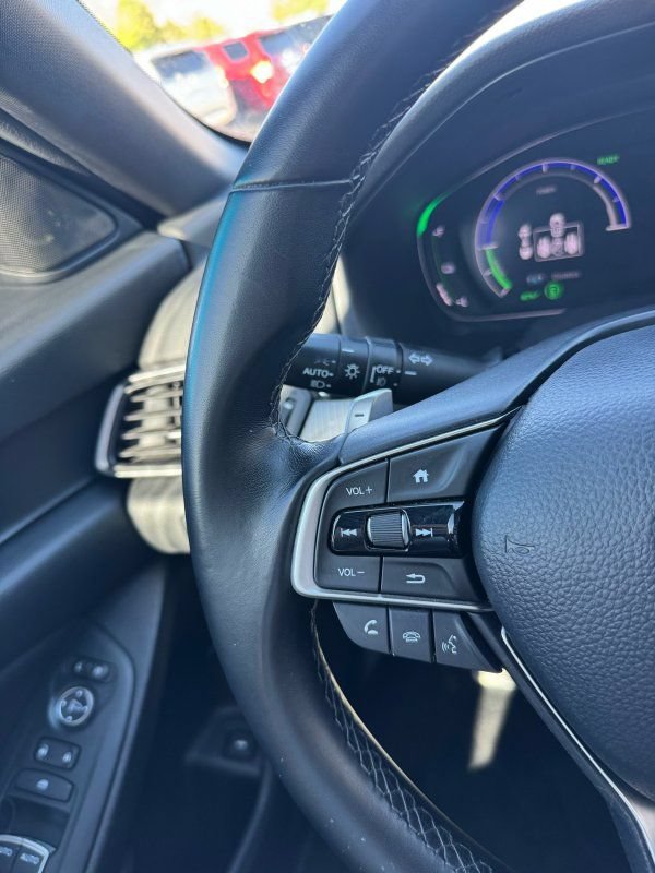 Used 2022 Honda Accord Sport image 21