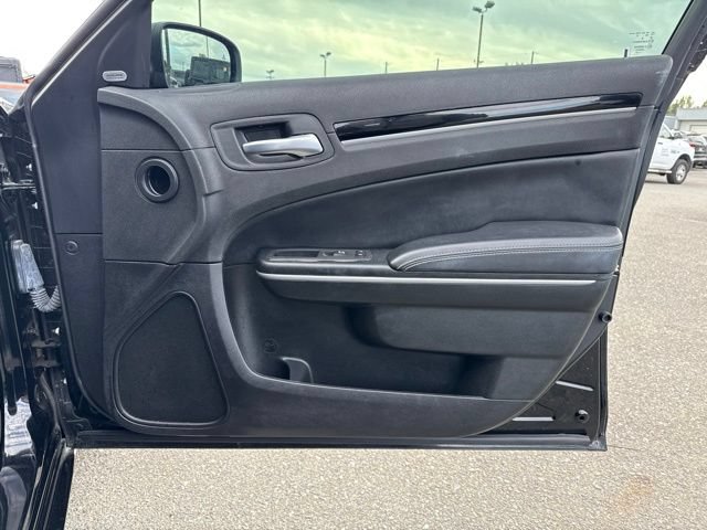 Used 2023 Chrysler 300 S RWD image 11