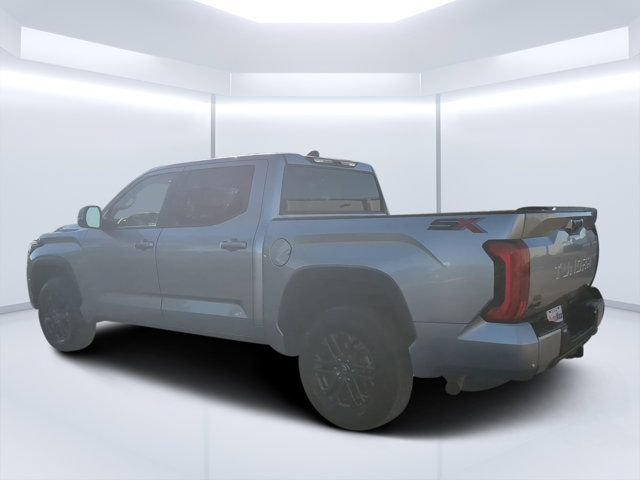 Used 2025 Toyota Tundra SR5 w/ SR5 Convenience Package AWD/4WD image 5