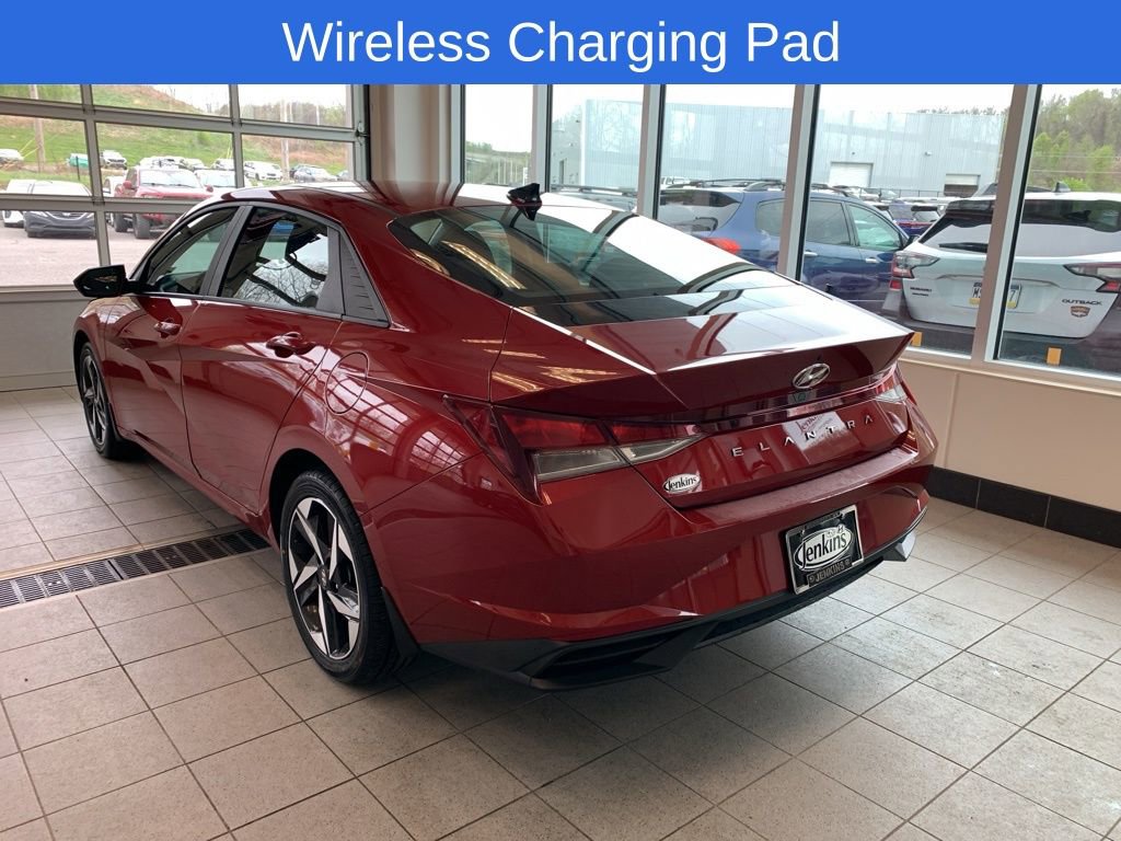 Used 2023 Hyundai Elantra SEL w/ Convenience Package image 13