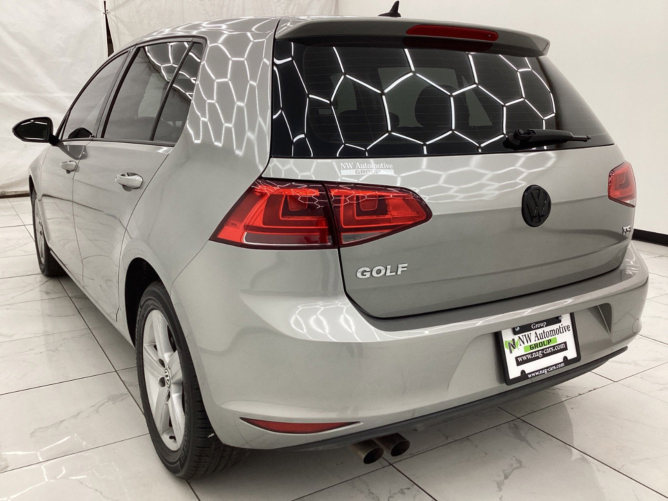 Used 2017 Volkswagen Golf Wolfsburg Edition image 8