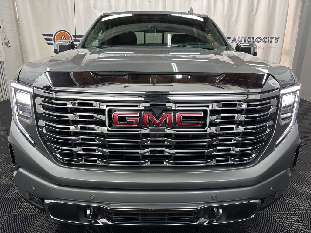 Used 2024 GMC Sierra 1500 Denali w/ Denali Reserve Package image 4