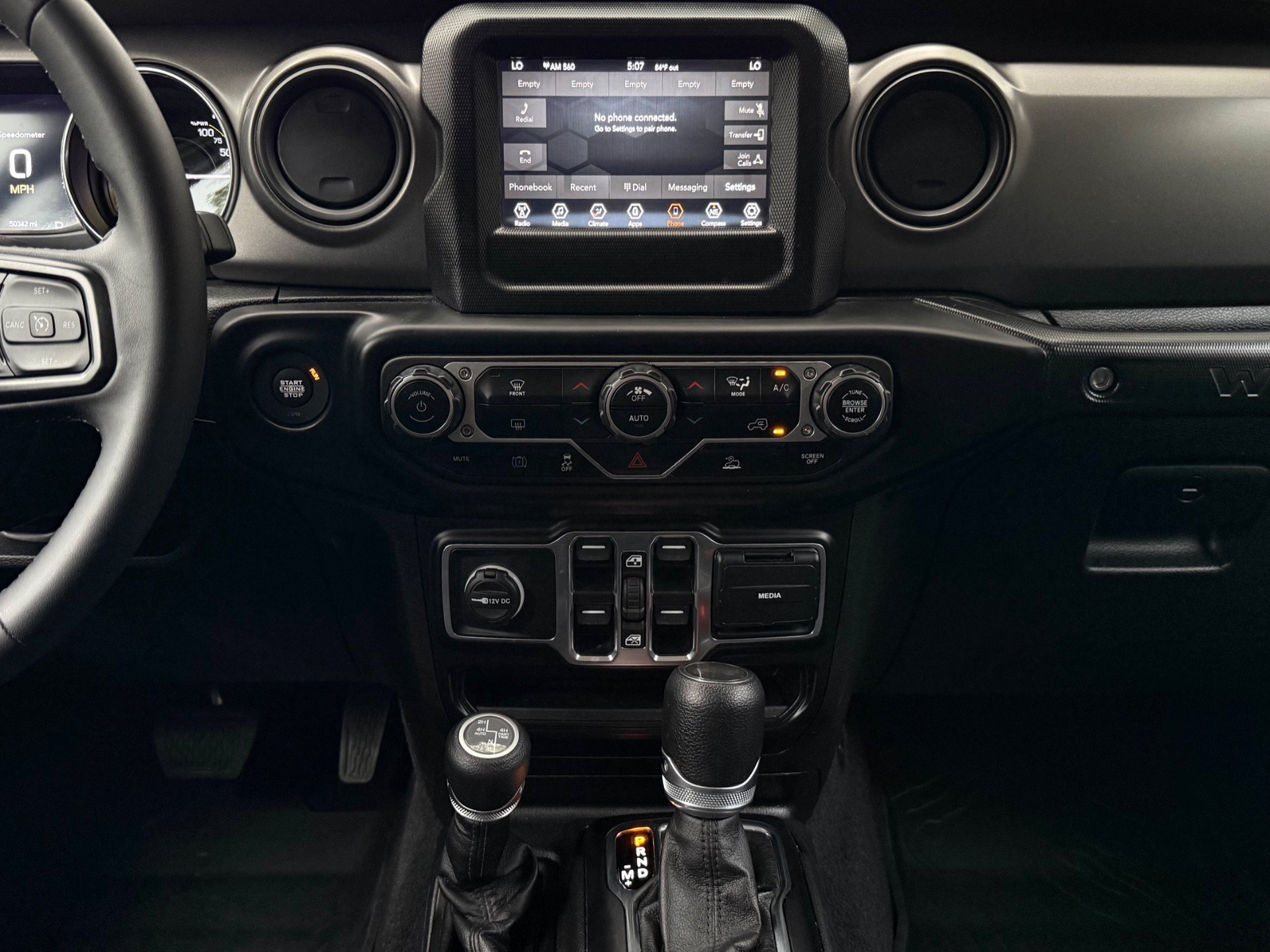 Used 2023 Jeep Wrangler Unlimited AWD/4WD image 30