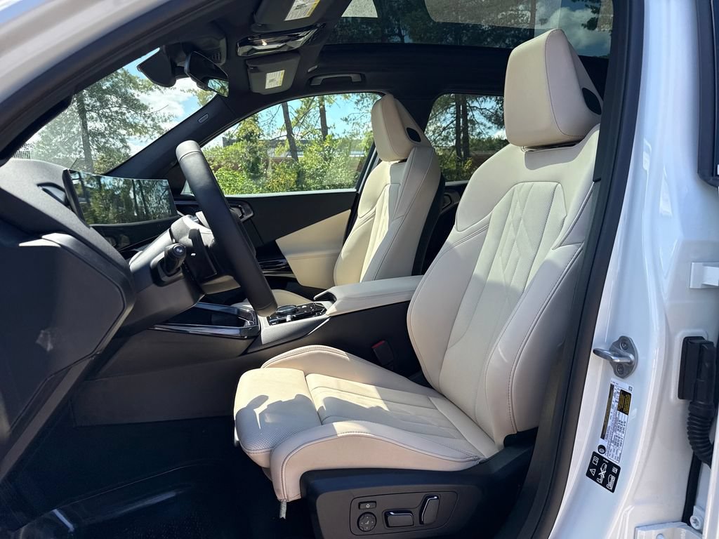 New 2026 BMW X3 xDrive30i w/ Convenience Package AWD/4WD image 10