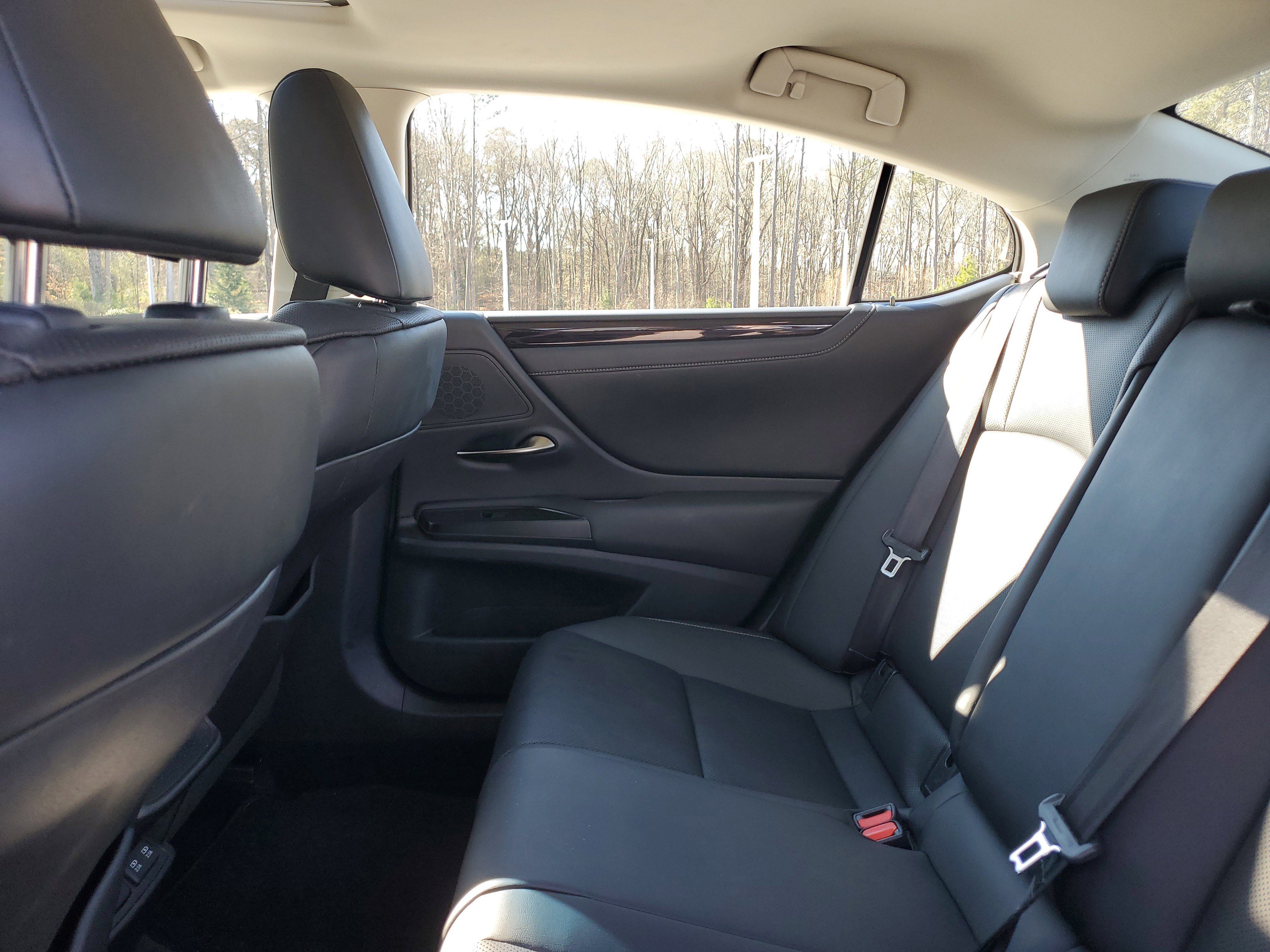 Used 2020 Lexus ES 350 w/ Premium Package image 11