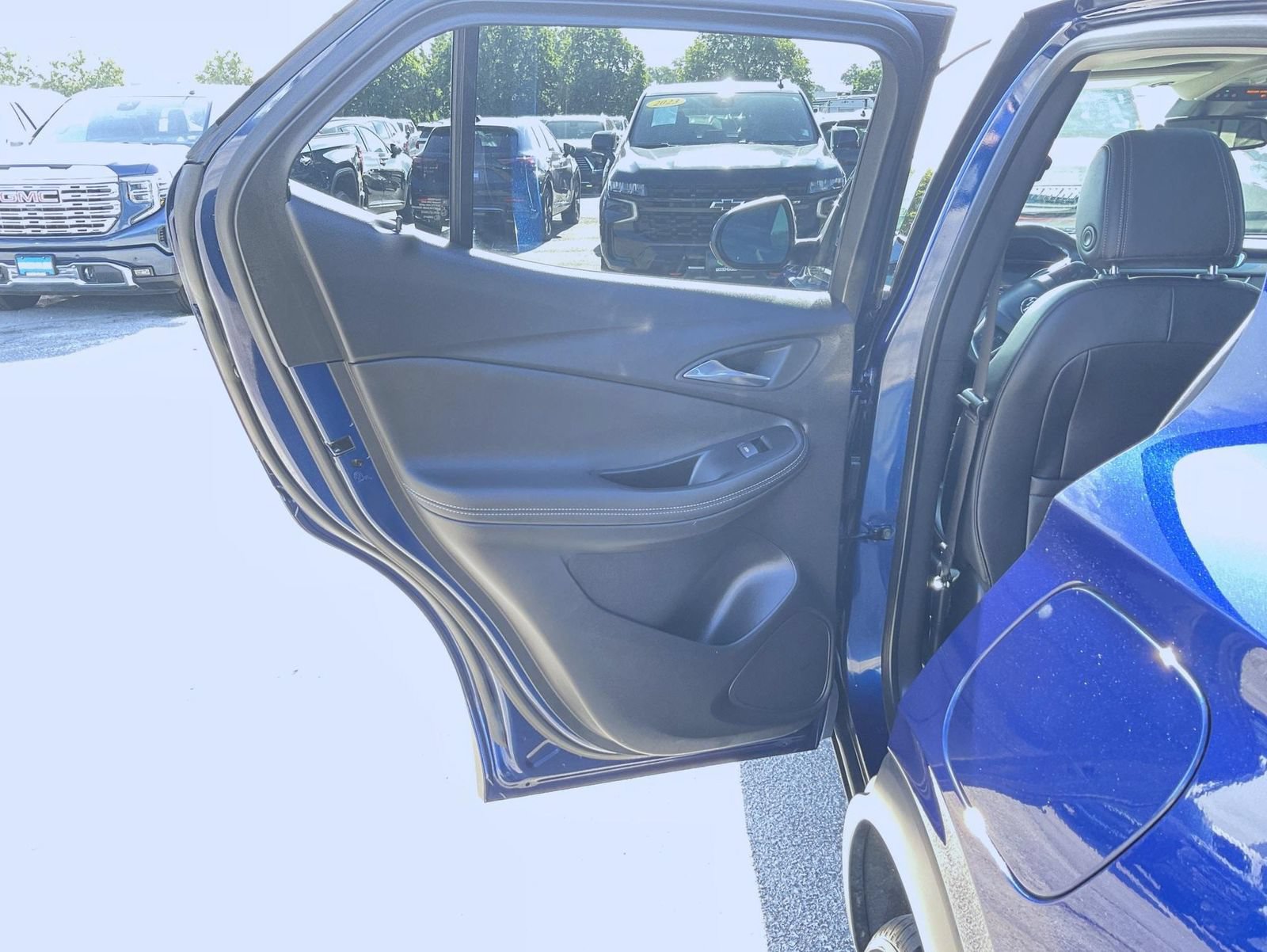 Certified 2023 Buick Encore GX Essence w/ Experience Buick Package AWD/4WD image 20