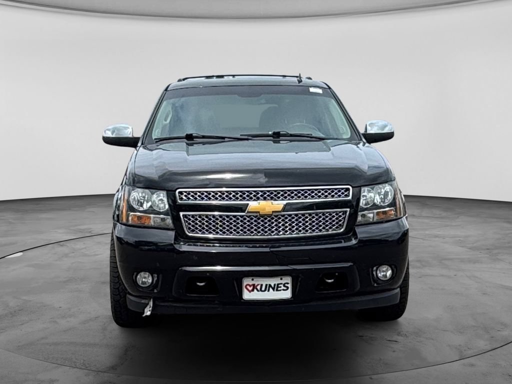 Used 2013 Chevrolet Suburban LTZ AWD/4WD image 2