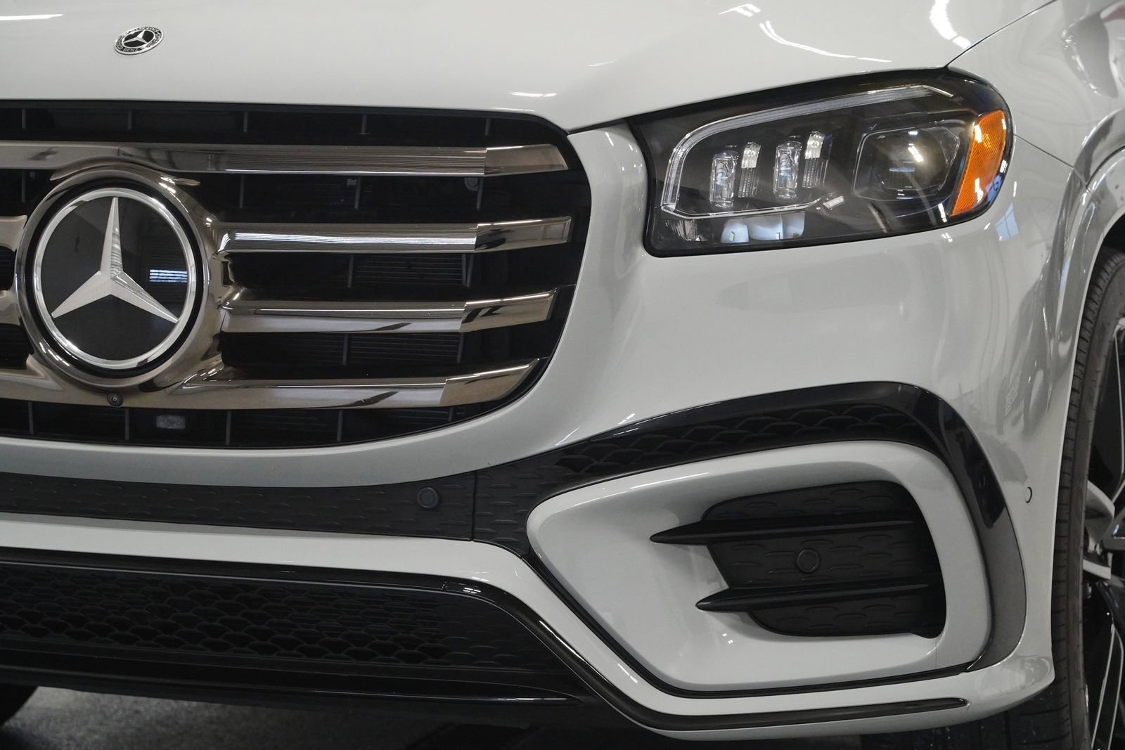 Certified 2024 Mercedes-Benz GLS 580 4MATIC image 8