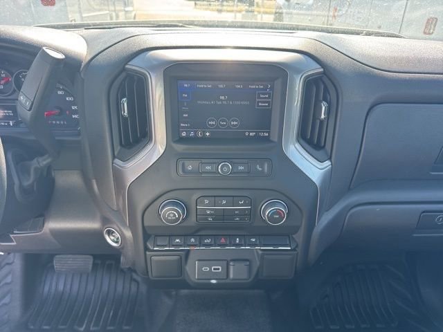 Used 2025 Chevrolet Silverado 1500 W/T image 12