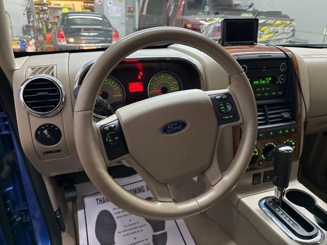 Used 2010 Ford Explorer Eddie Bauer image 11