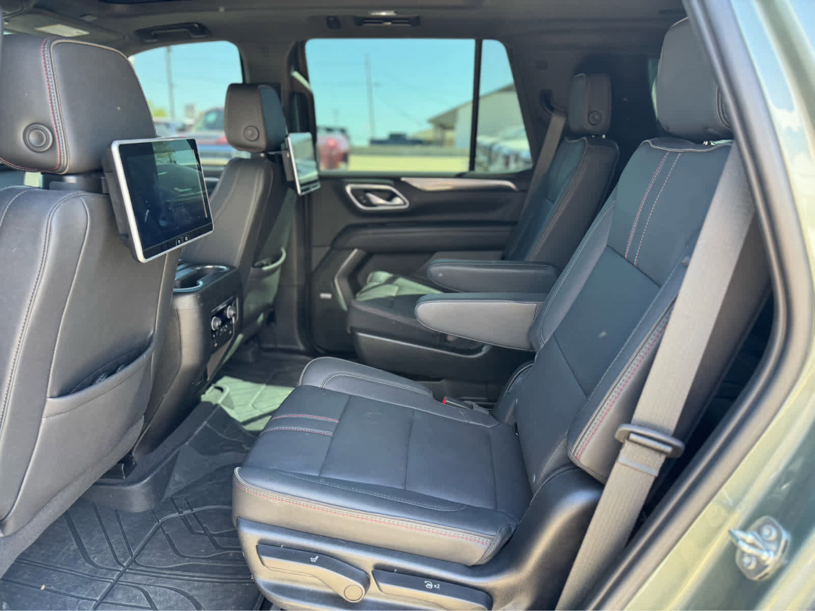 Used 2023 Chevrolet Tahoe RST w/ Luxury Package image 8