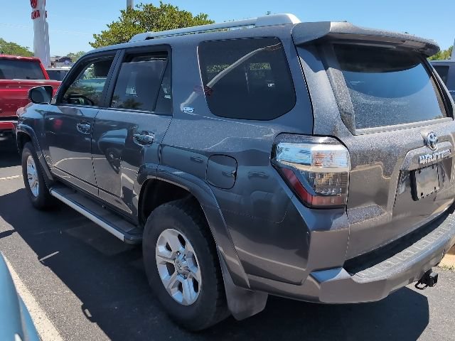 Used 2016 Toyota 4Runner SR5 AWD/4WD image 5