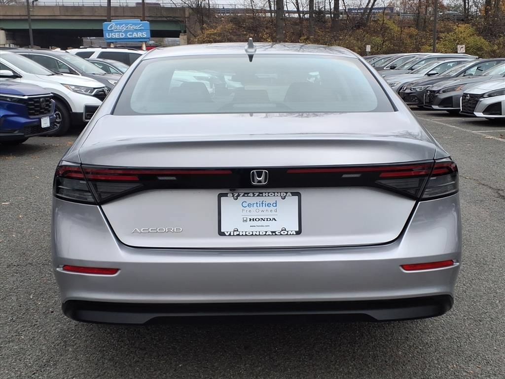 Used 2023 Honda Accord EX image 5