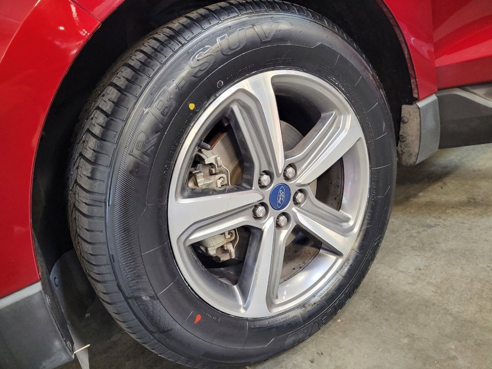 Used 2019 Ford Edge SEL w/ Equipment Group 201A FWD image 31