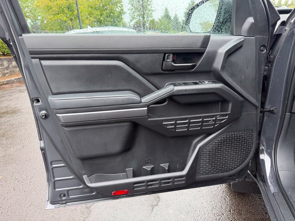 Used 2026 Toyota Tacoma SR5 AWD/4WD image 11