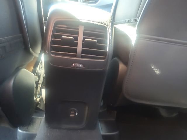 Used 2020 Ford Escape SE FWD image 18