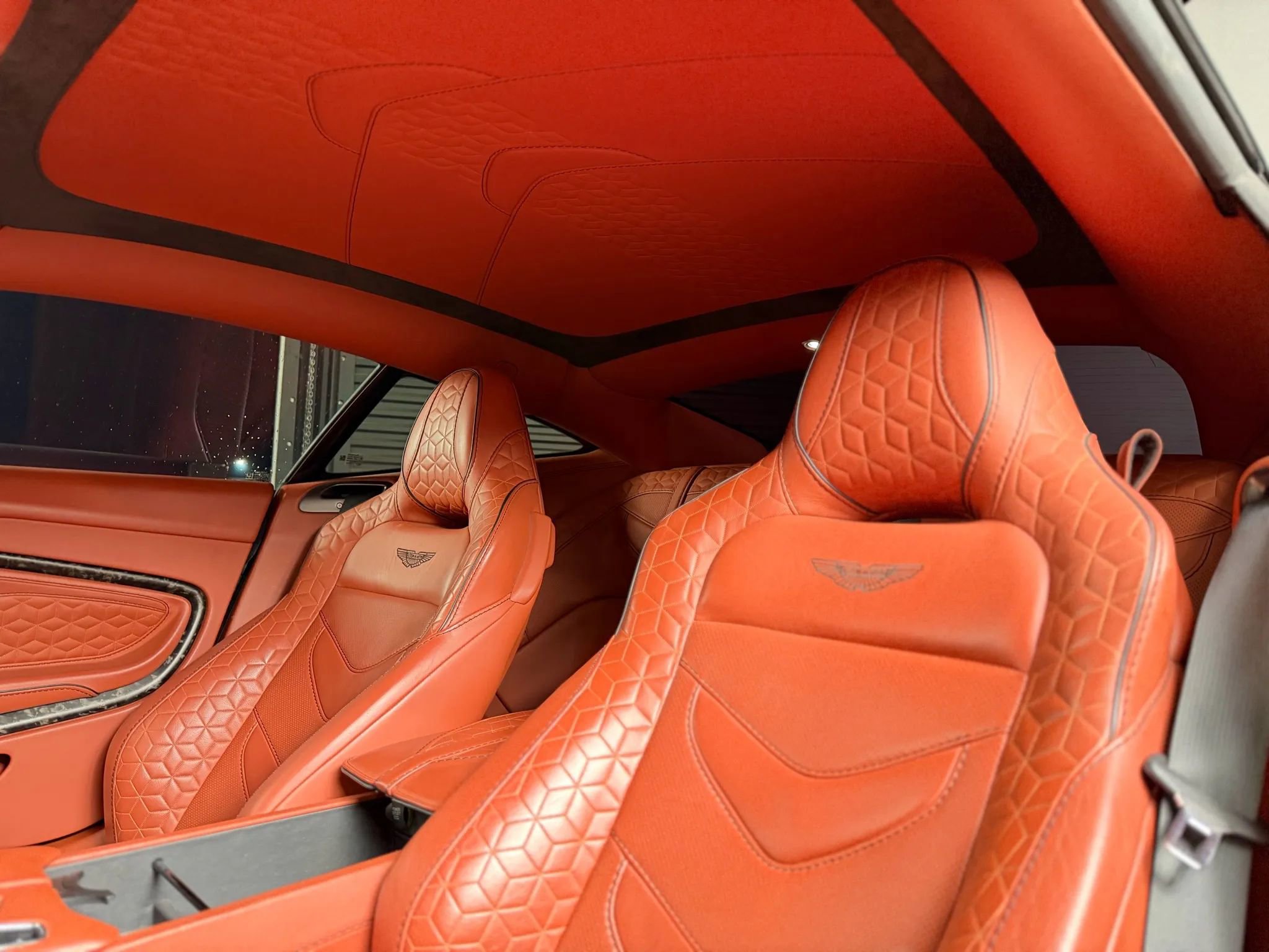 Used 2019 Aston Martin DBS Superleggera image 19