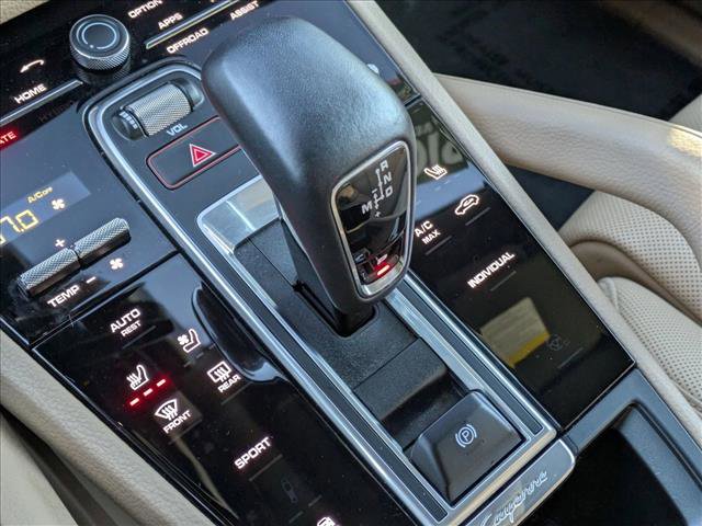 Used 2021 Porsche Cayenne image 12