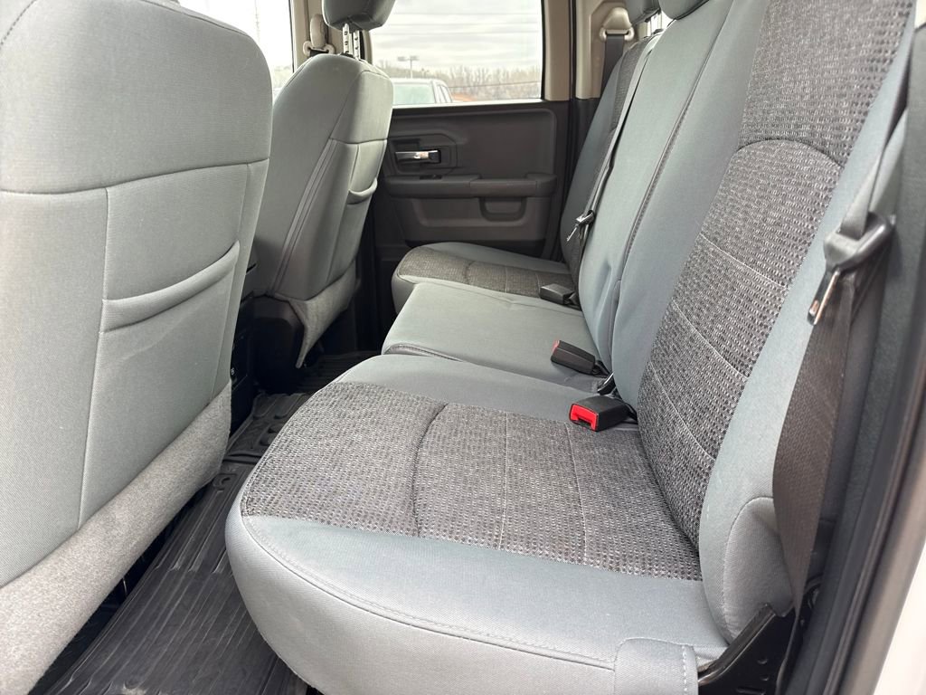 Used 2018 RAM 1500 SLT image 25