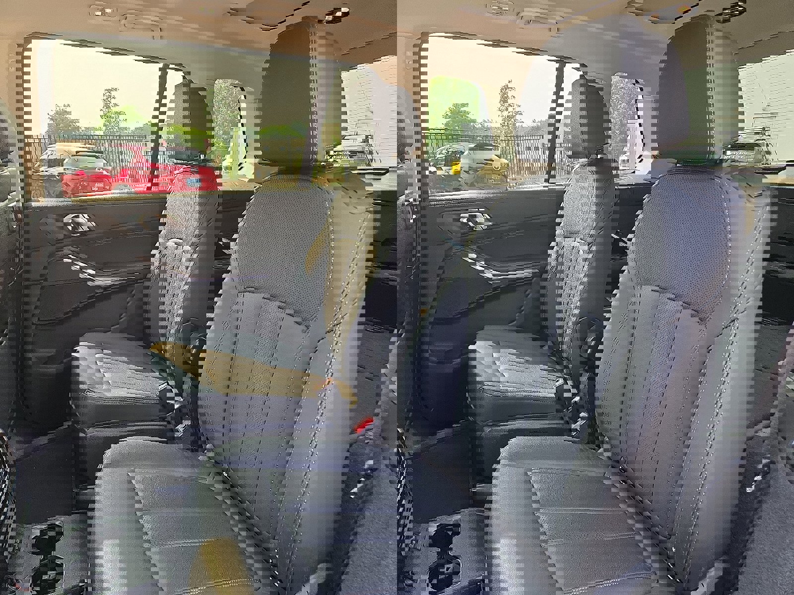 Used 2022 BMW X7 xDrive40i image 11