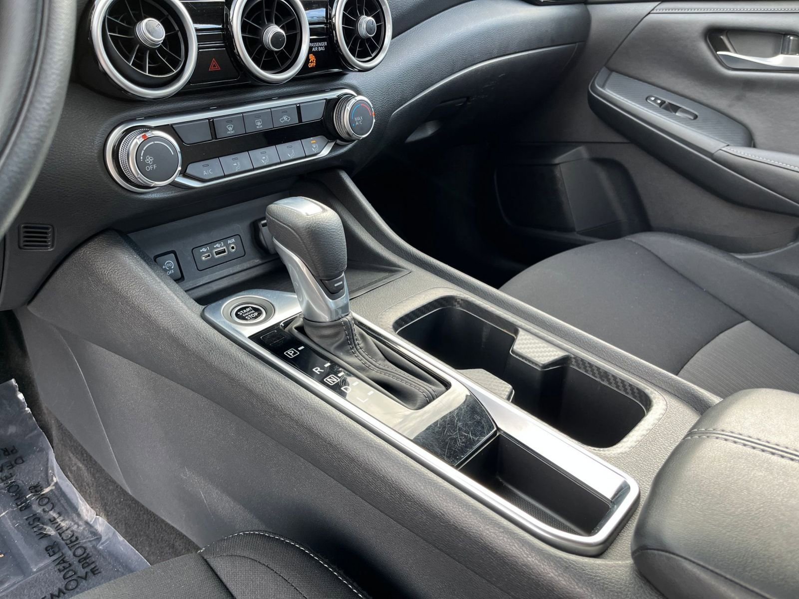 Used 2025 Nissan Sentra SV FWD image 39