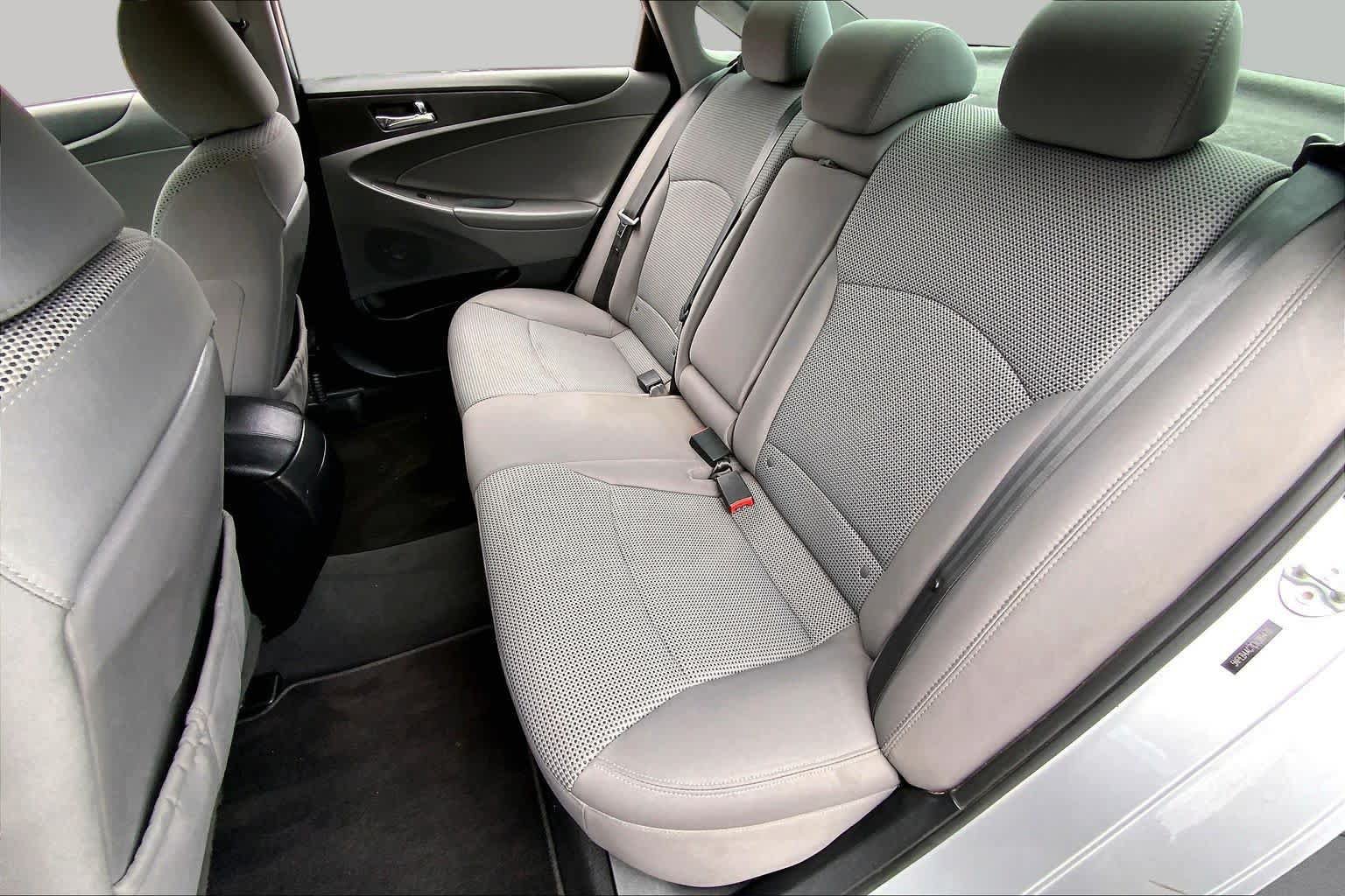 Used 2012 Hyundai Sonata GLS w/ Popular Equipment Pkg FWD image 20