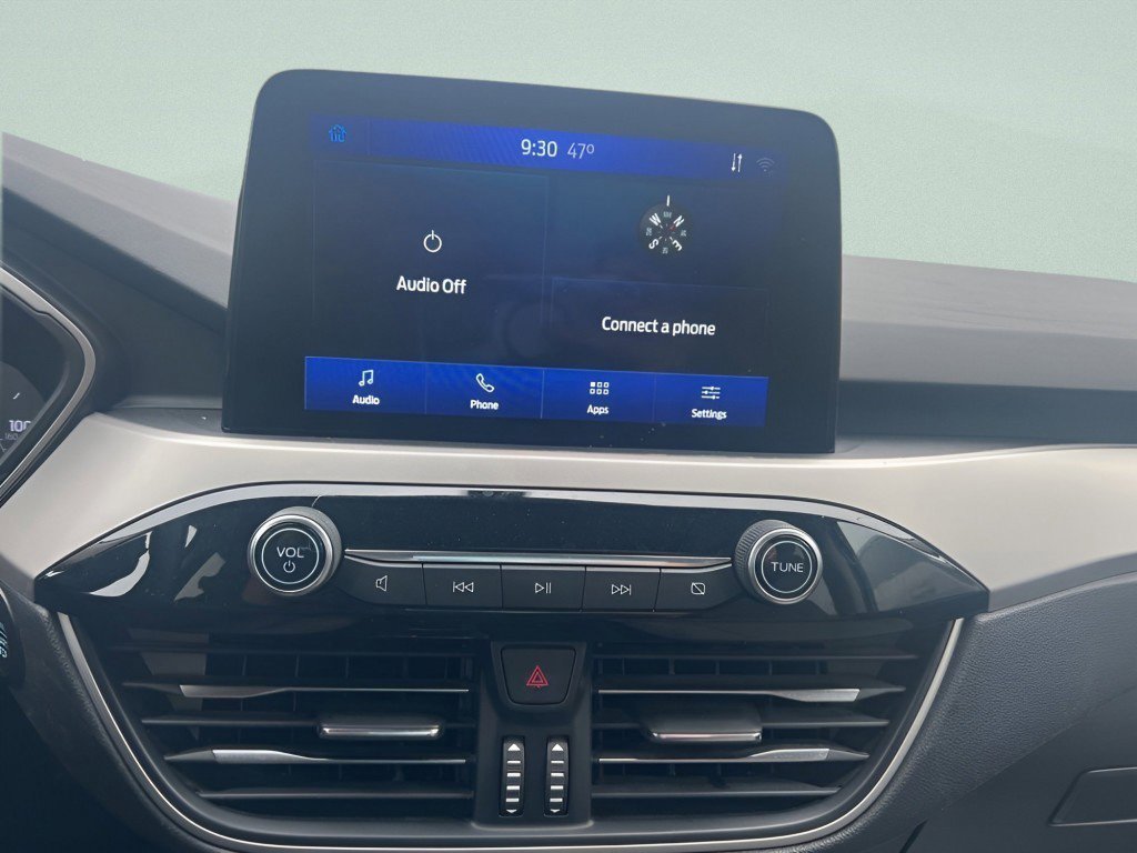 Used 2020 Ford Escape SE image 22