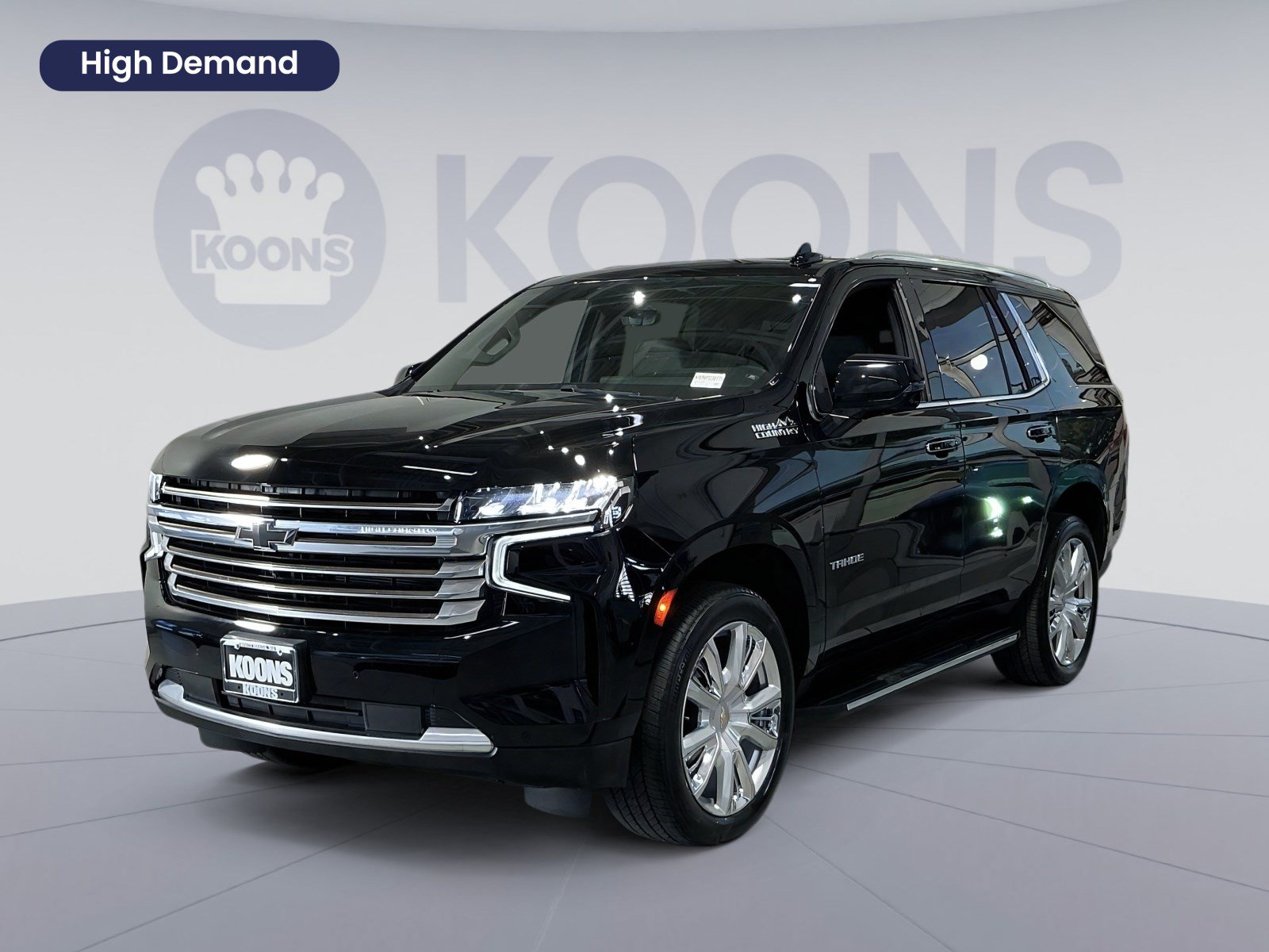 Used 2023 Chevrolet Tahoe High Country AWD/4WD image 1