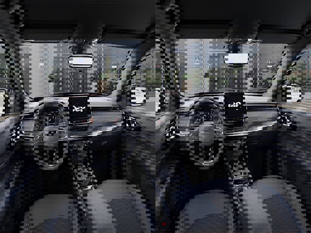 New 2026 Jeep Compass Latitude image 14