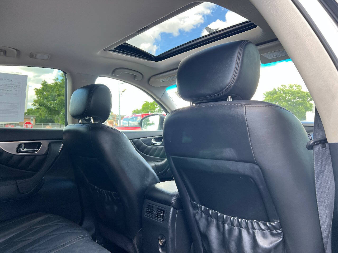 Used 2010 INFINITI FX35 AWD w/ Premium Pkg image 26