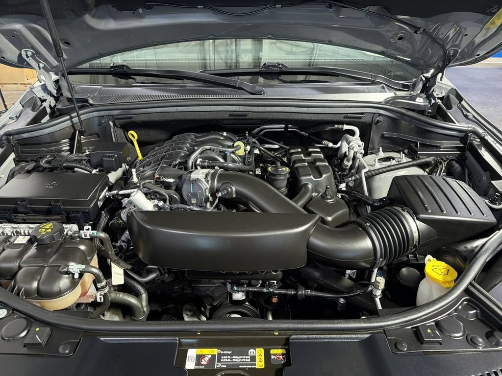 Used 2024 Dodge Durango GT AWD/4WD image 34