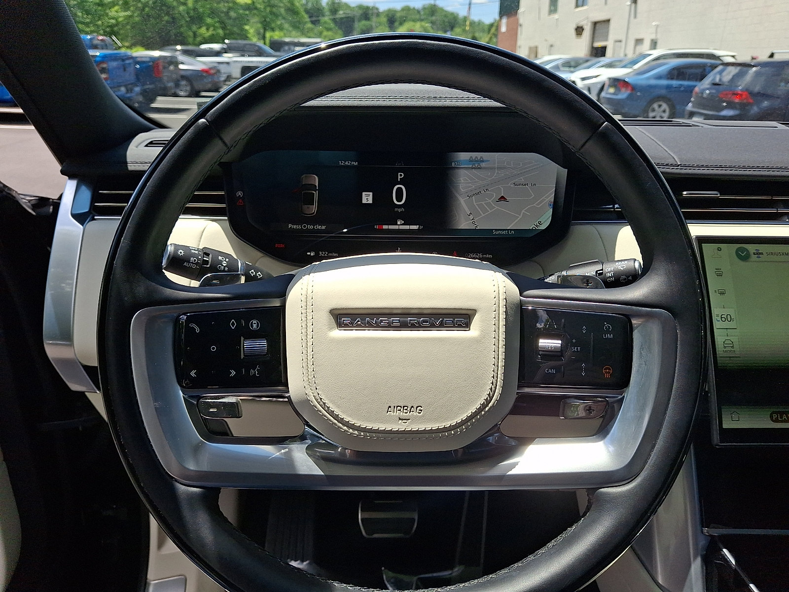 Used 2024 Land Rover Range Rover Long Wheelbase SE AWD/4WD image 20