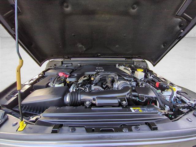 Used 2020 Jeep Gladiator Overland AWD/4WD image 25