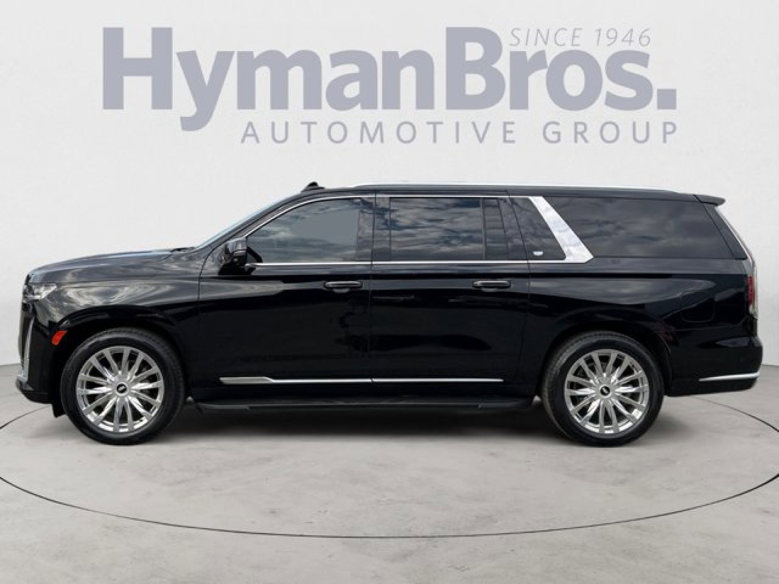 Used 2022 Cadillac Escalade ESV Premium Luxury w/ Performance Package image 6