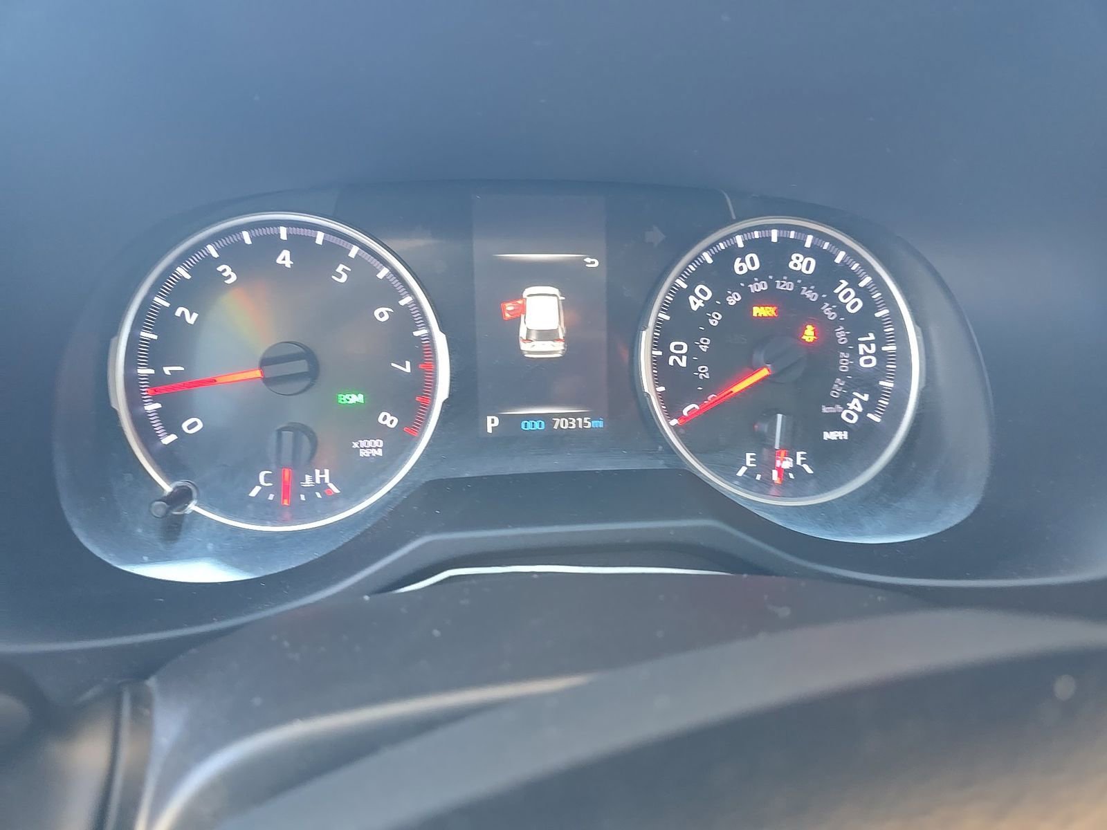 Used 2021 Toyota RAV4 XLE w/ Convenience Package FWD video 2