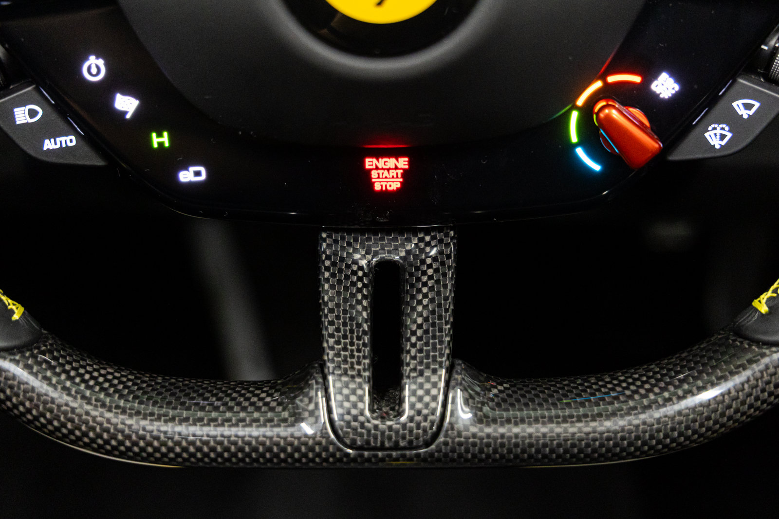 Used 2025 Ferrari SF90 Spider AWD/4WD image 91