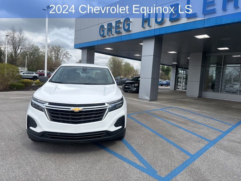 Used 2024 Chevrolet Equinox LS image 2