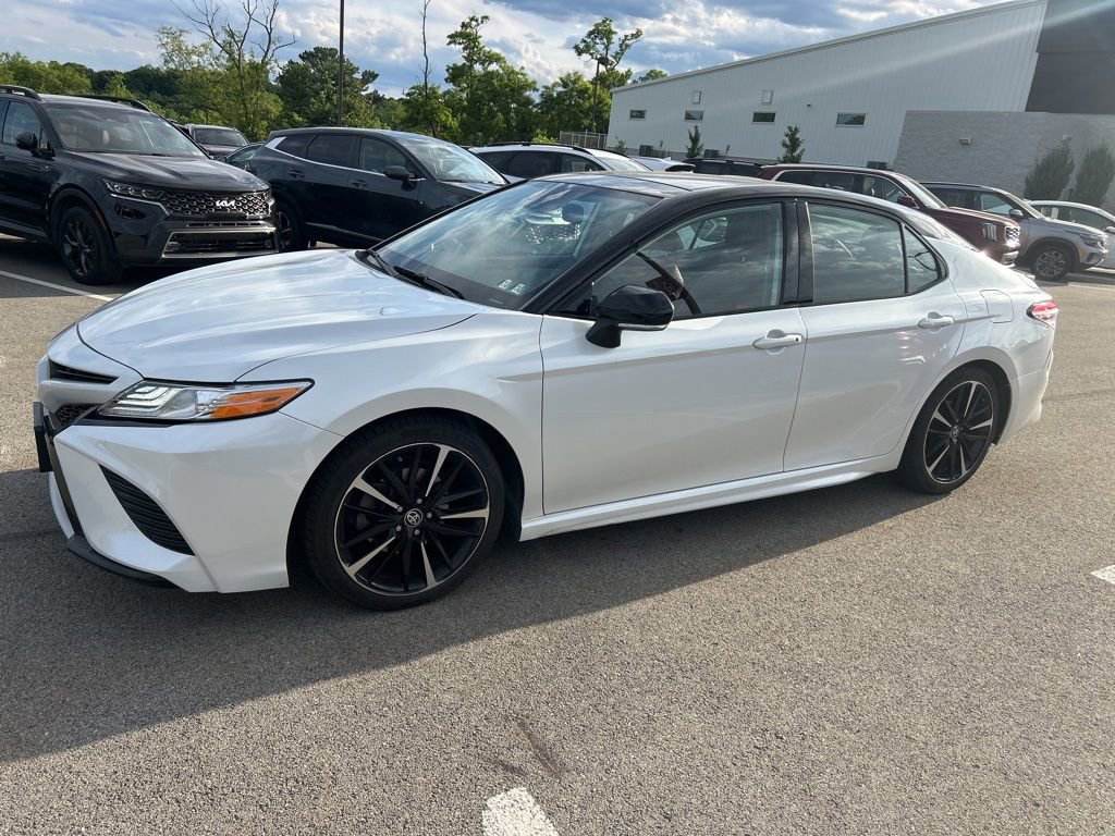Used 2020 Toyota Camry XSE AWD/4WD image 3