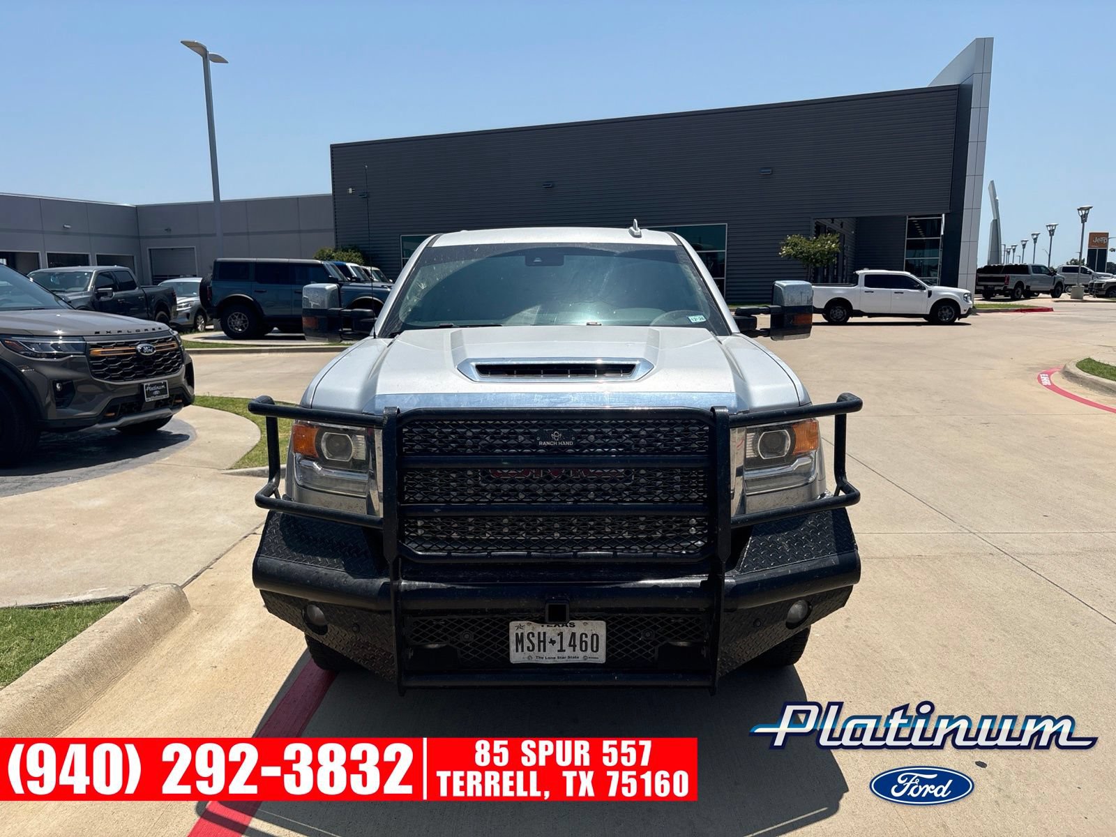 Used 2019 GMC Sierra 3500 Denali w/ Duramax Plus Package AWD/4WD image 2