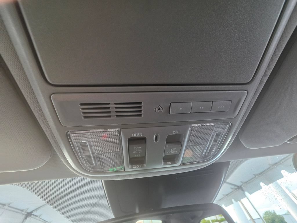 Used 2021 Honda CR-V EX-L image 25