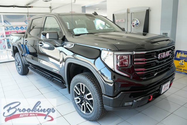 New 2026 GMC Sierra 1500 AT4 w/ AT4 Premium Package