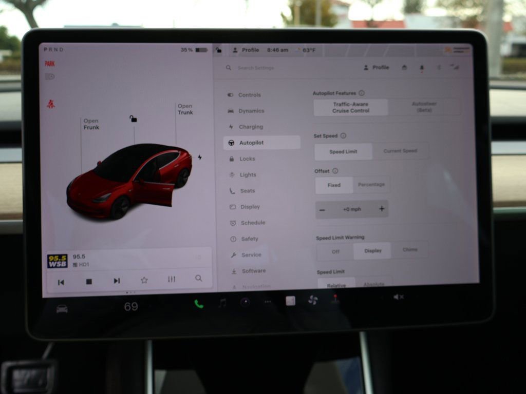 Used 2018 Tesla Model 3 Long Range RWD image 50